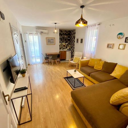 Apartments Rux De Luxe Bar Luaran gambar