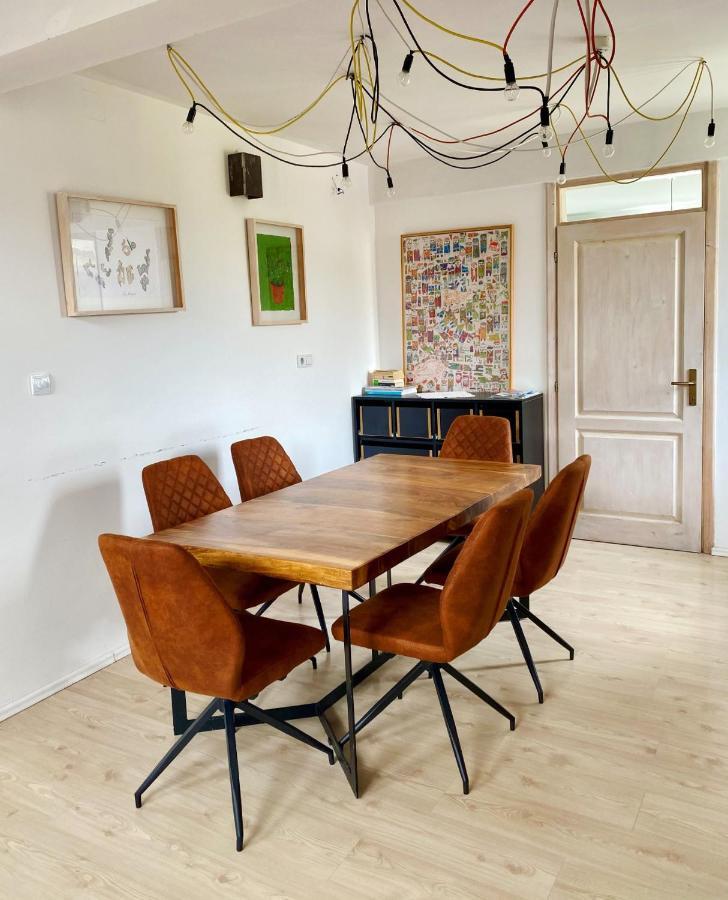 Apartments Rux De Luxe Bar Luaran gambar
