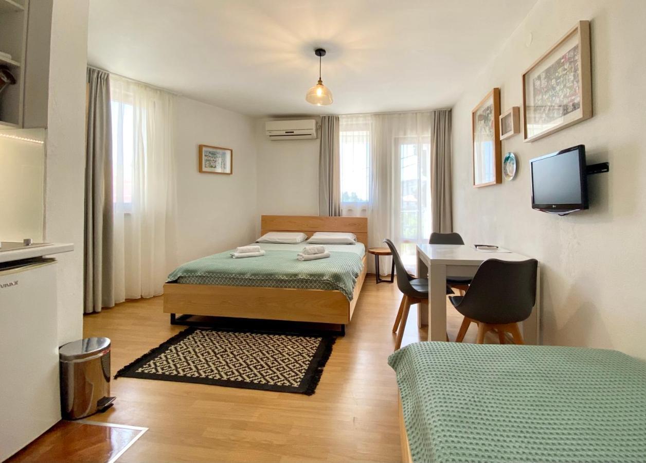 Apartments Rux De Luxe Bar Luaran gambar