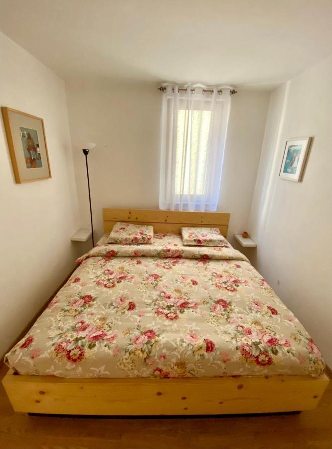 Apartments Rux De Luxe Bar Luaran gambar
