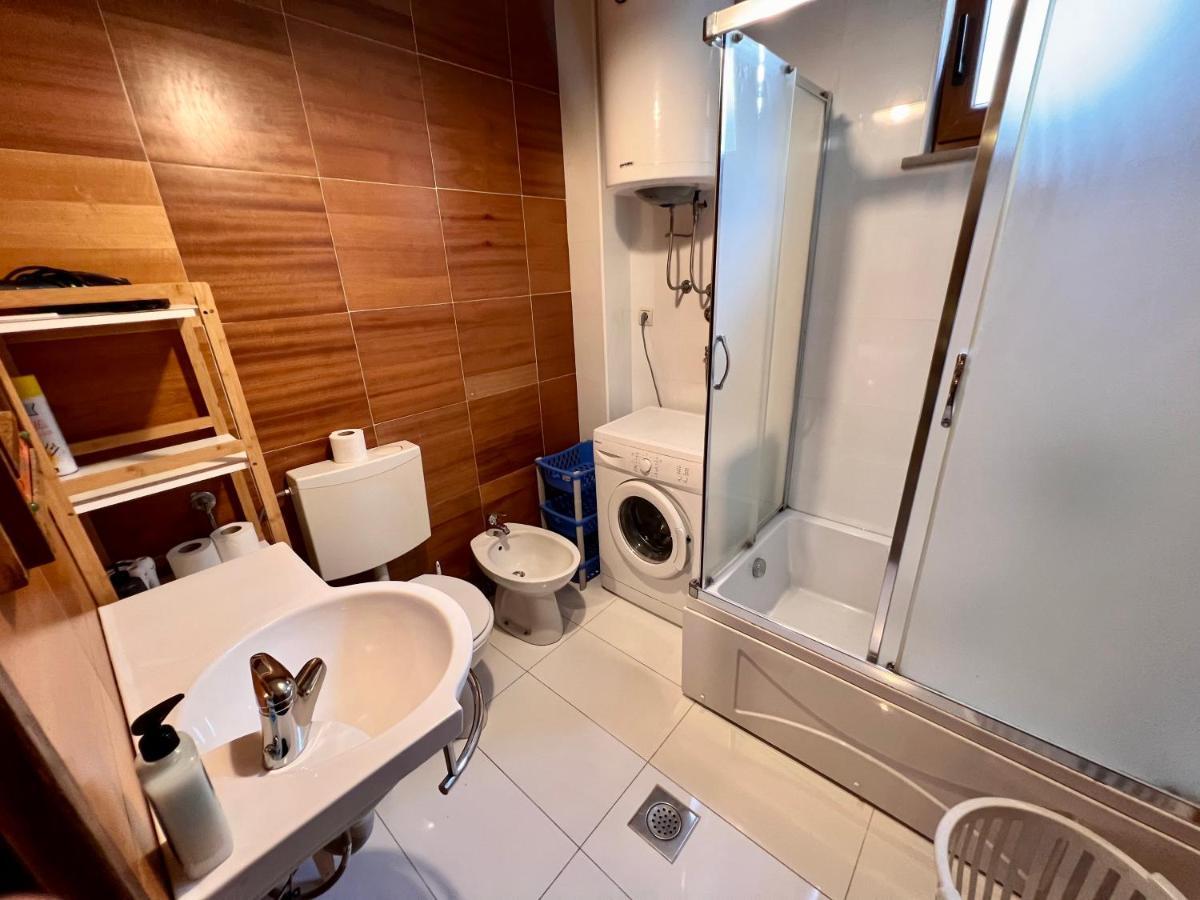 Apartments Rux De Luxe Bar Luaran gambar