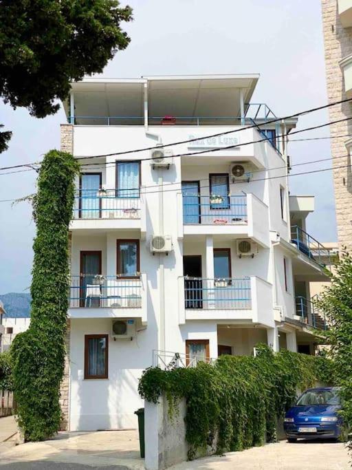 Apartments Rux De Luxe Bar Luaran gambar