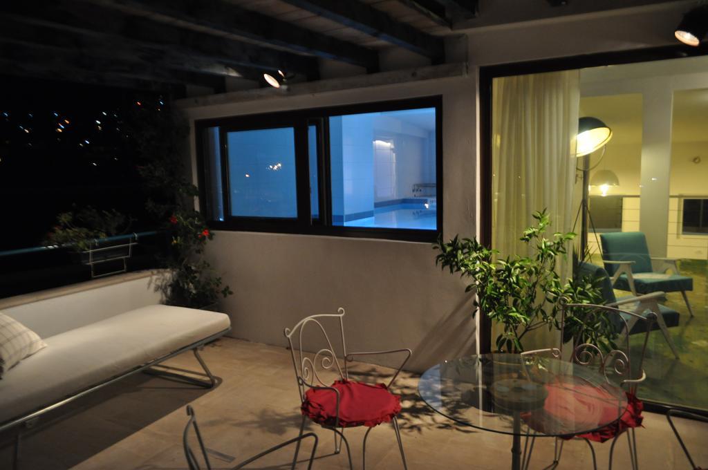 Apartments Rux De Luxe Bar Luaran gambar