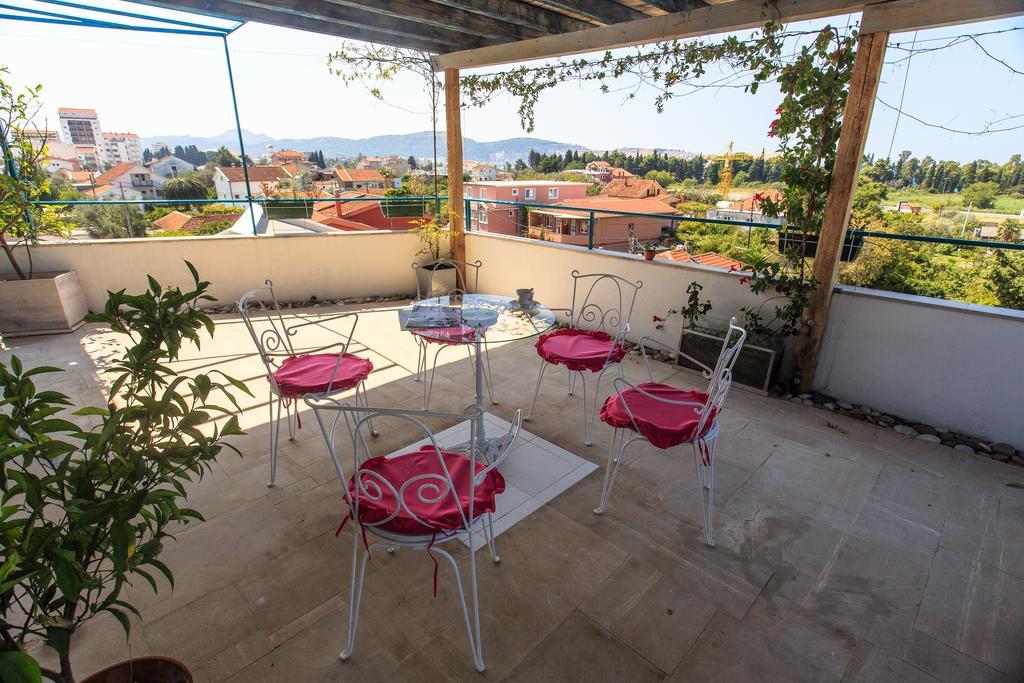 Apartments Rux De Luxe Bar Luaran gambar