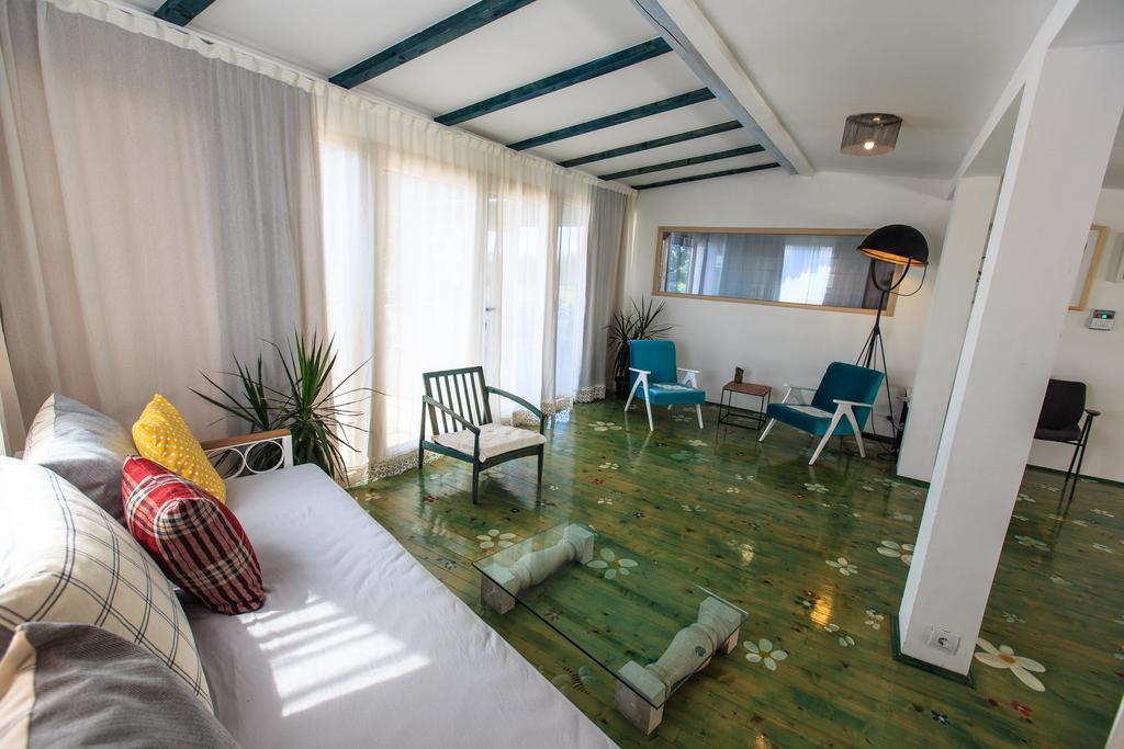 Apartments Rux De Luxe Bar Luaran gambar