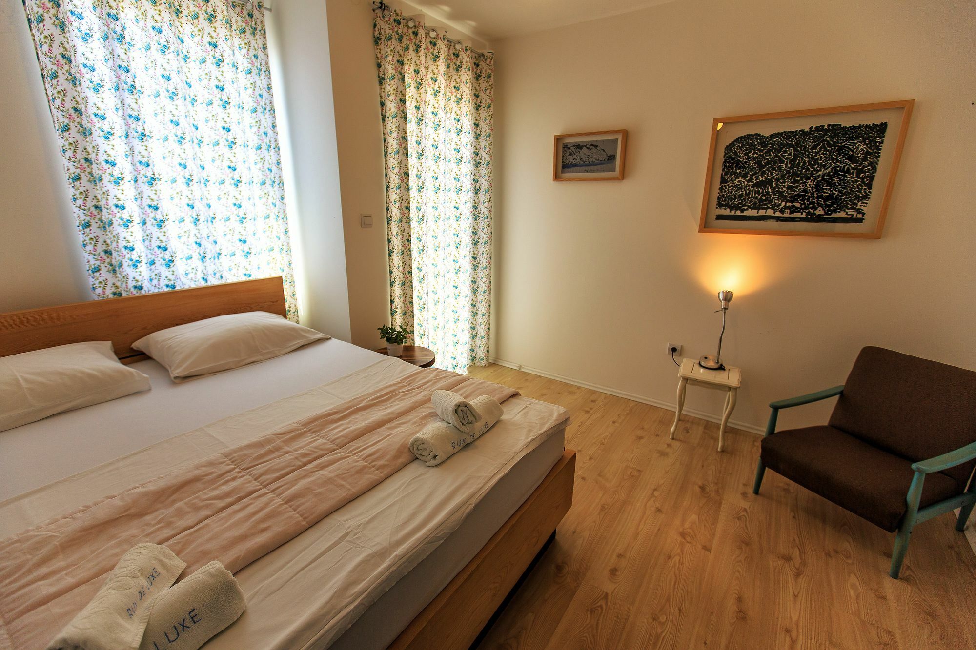 Apartments Rux De Luxe Bar Luaran gambar